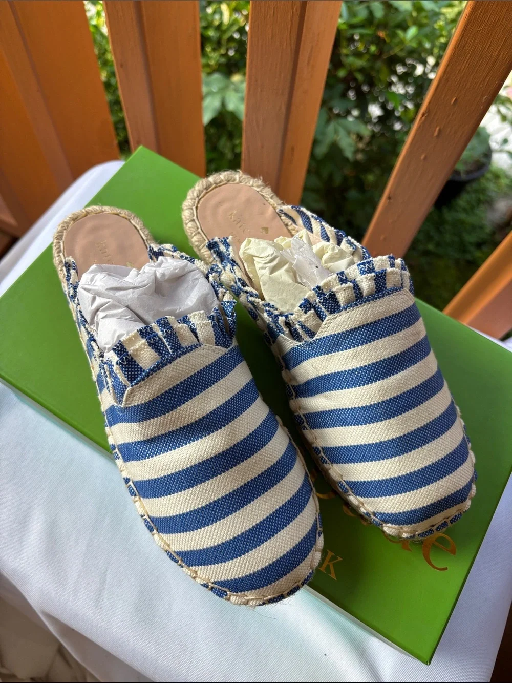 kate spade Laila Blue and Cream Striped Slip-On Espadrille Mules Size 6